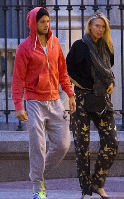 Гришо и Маша на романтична разходка в Мадрид