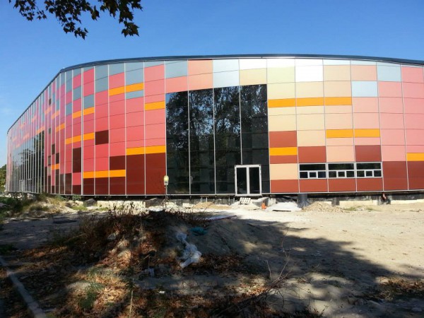 Строителството на новата спортна зала в Пловдив напредва