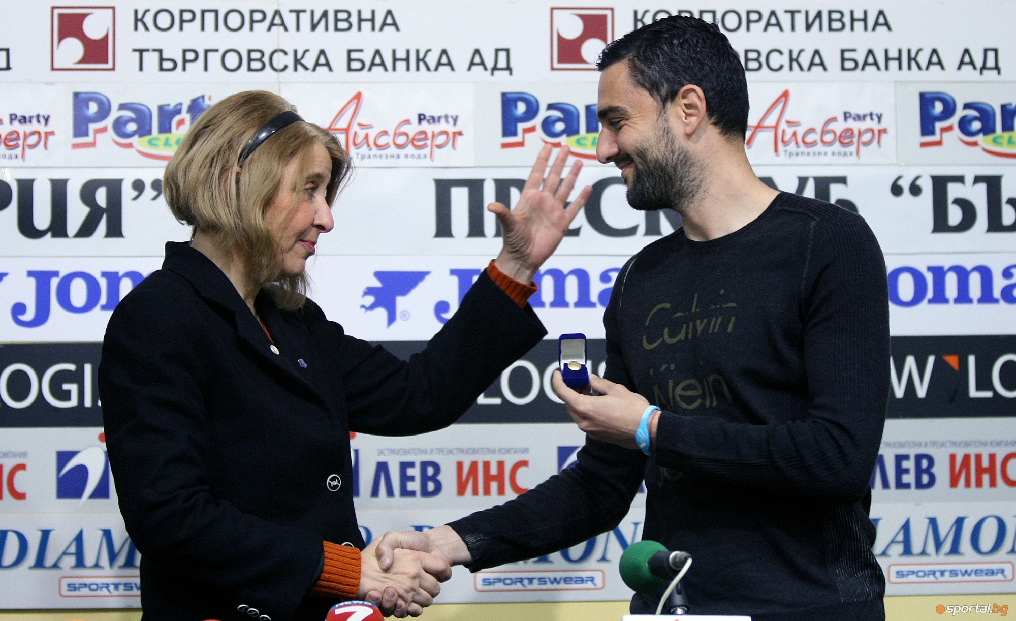 Владимир Гаджев и Пламен Крачунов бяха наградени за футболисти № 1 на месец март