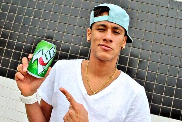 Започнаха майтапите с Бразилия (колажи + снимки)