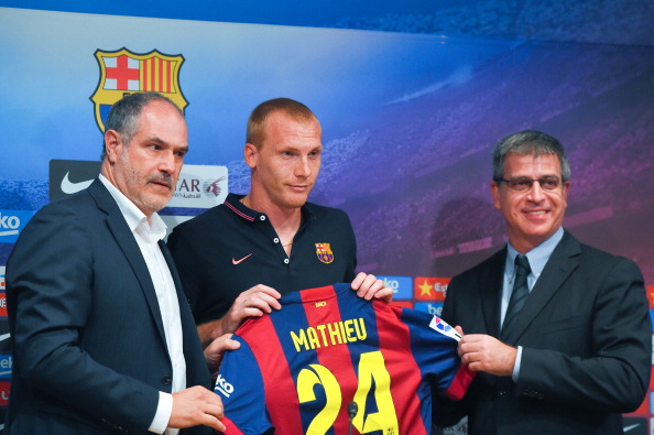 Жереми Матийо беше представен официално в Барселона