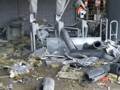 Две бомби се взривиха в стадиона красавец на Шахтьор (Донецк)