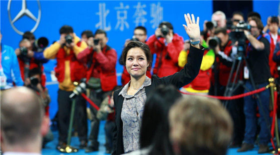На Ли се сбогува с китайската публика със сълзи на очи