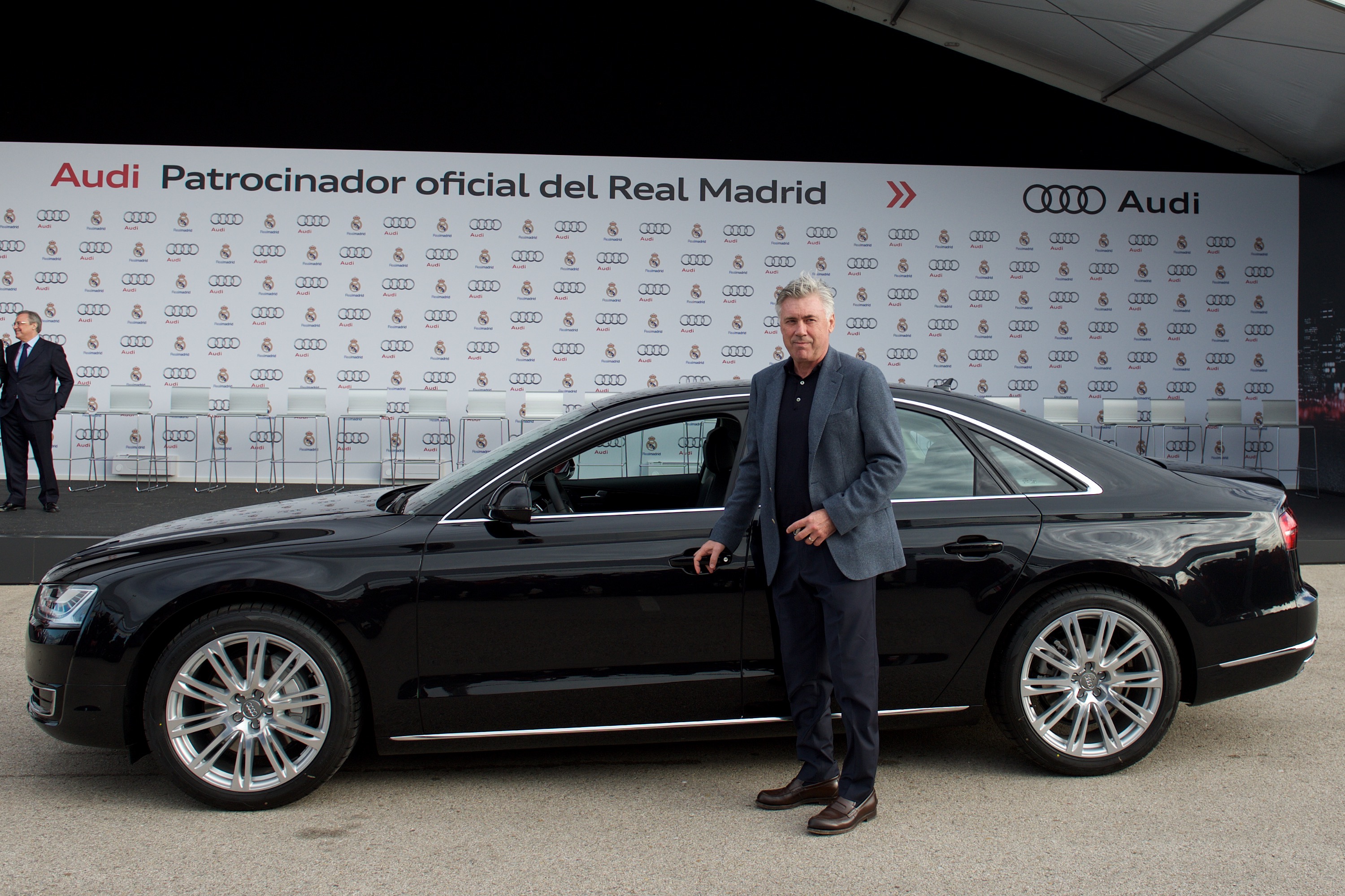 Audi подари коли на играчите на Реал Мадрид