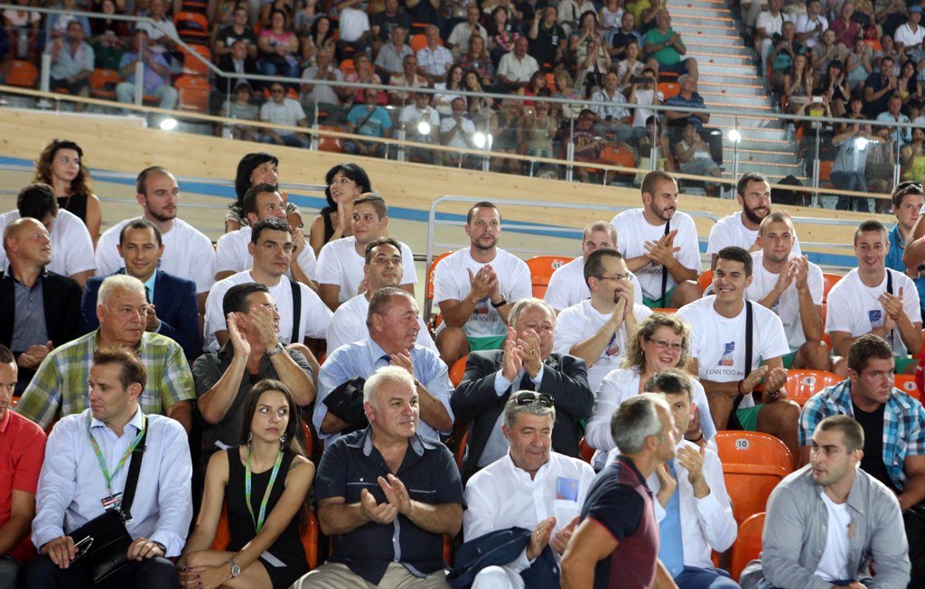 Националите по волейбол обраха овациите в „Колодрума”
