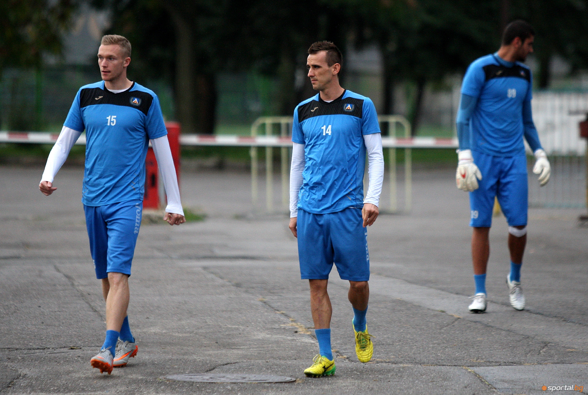 Футболистите на Левски с вечерна тренировка