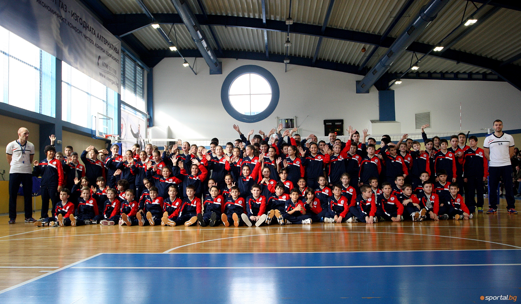 Откриха волейболната школа за деца Стойчев - Казийски