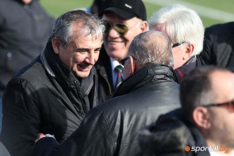  Официално откриха Национална футболна база 