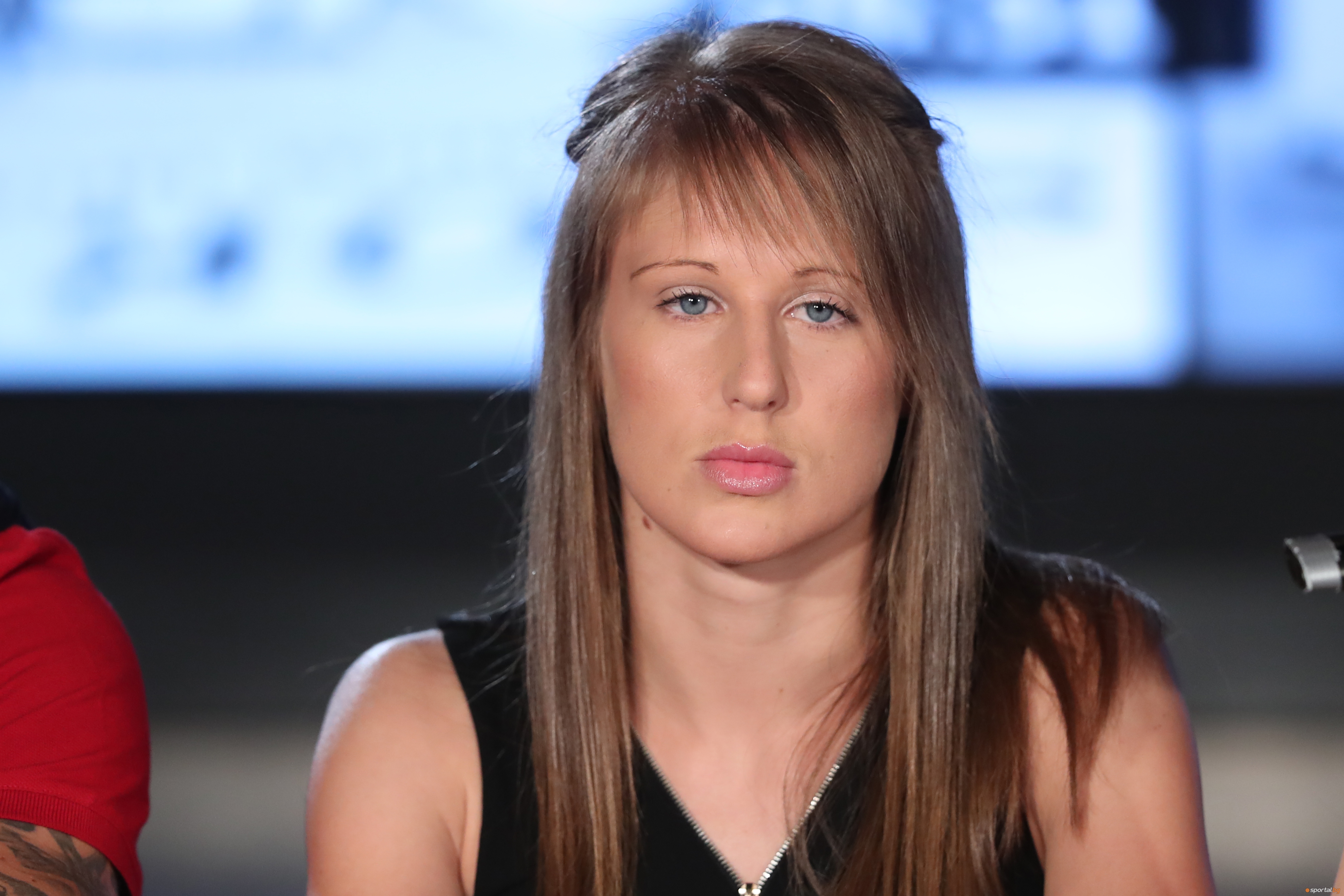 Пресконференция преди SFC 5 на площад "Александър Батенберг"