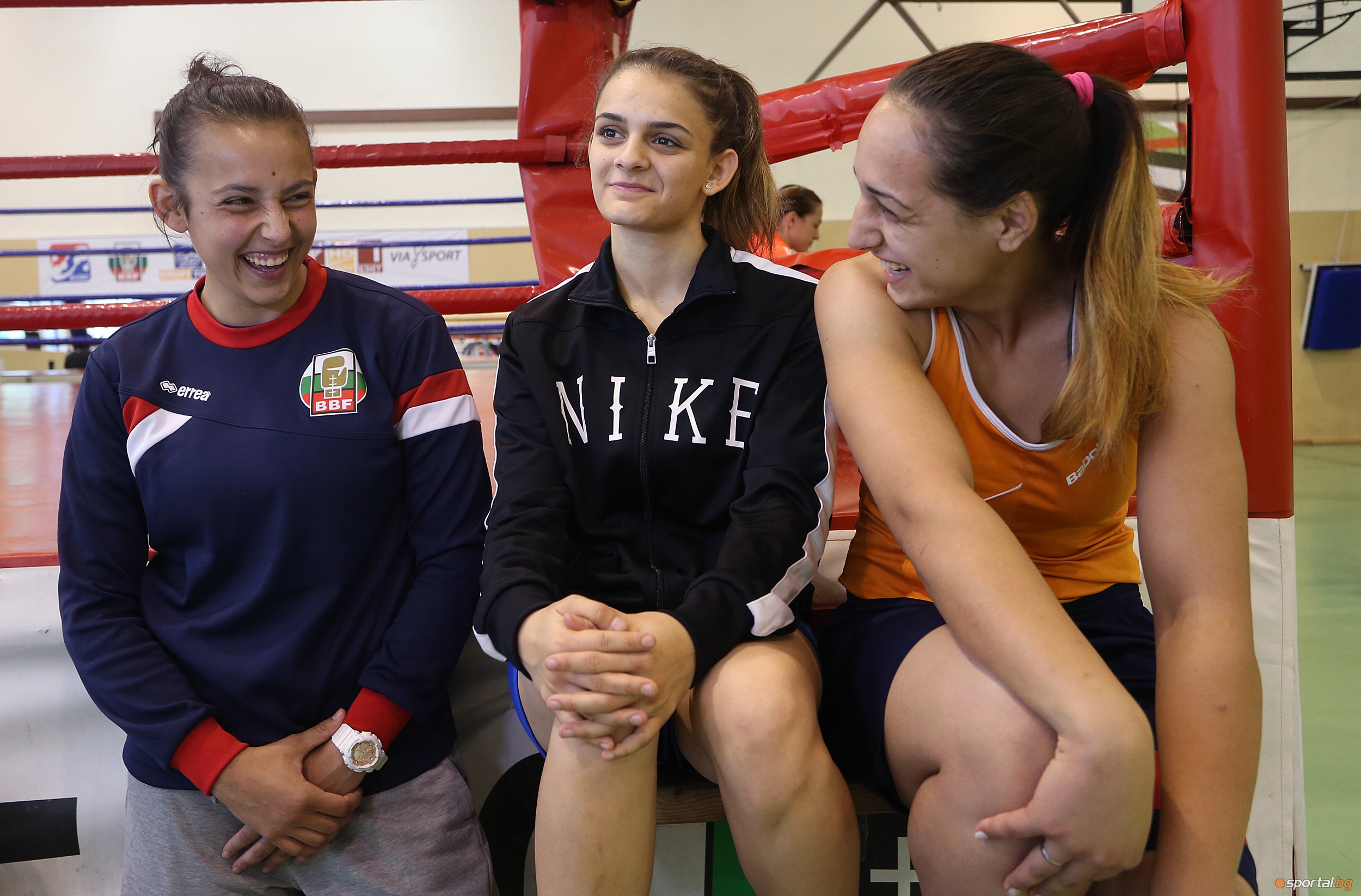 Националният отбор по бокс за момичета и девойки преди ЕП в София