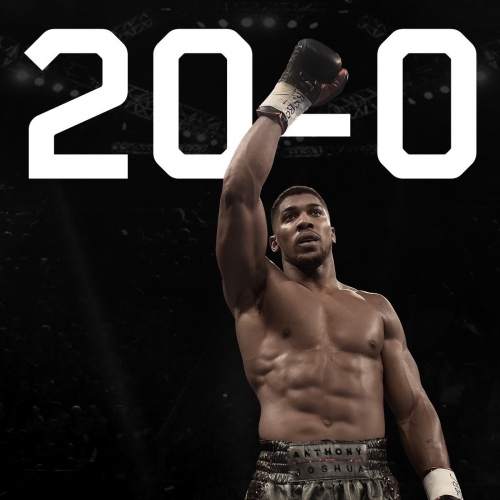  Антъни Джошуа завоюва с спорен механически нокаут против Такам 