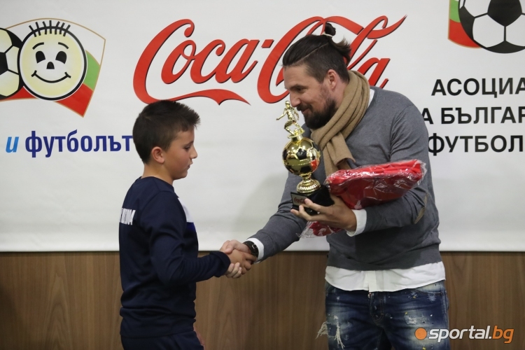 АБФ и Кока Кола наградиха най-добрите млади футболисти за 2017