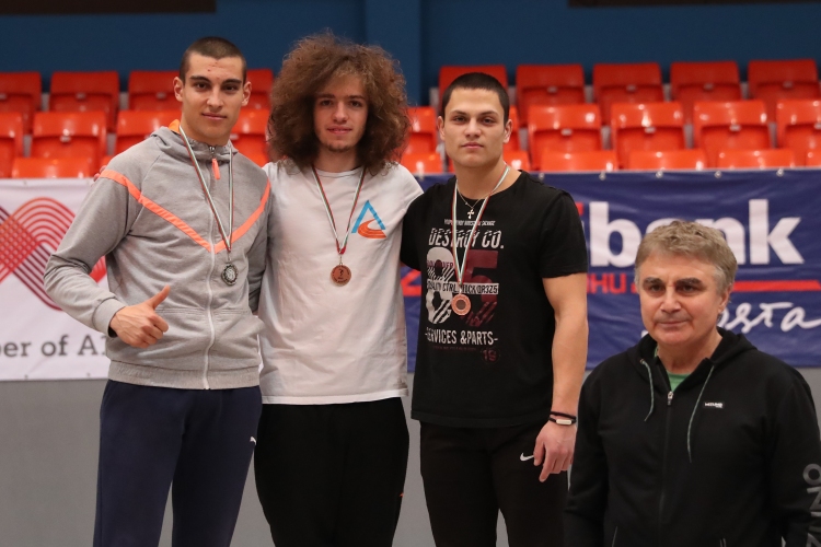  Национален шампионат по лека атлетика за юноши и девойки до 20 год. в зала 