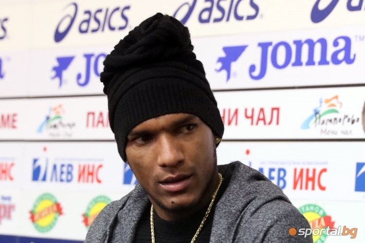  Фернандо Каранга е състезател на кръга след гола против Левски 