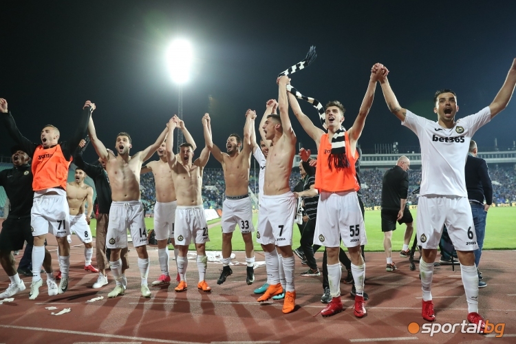  Радостта на Славия след спечелването на Купа България 2018 