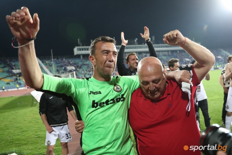 Радостта на Славия след спечелването на Купа България 2018