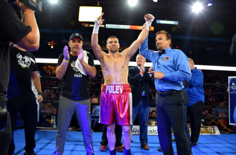  Тервел Пулев завладя Чикаго за повторно 