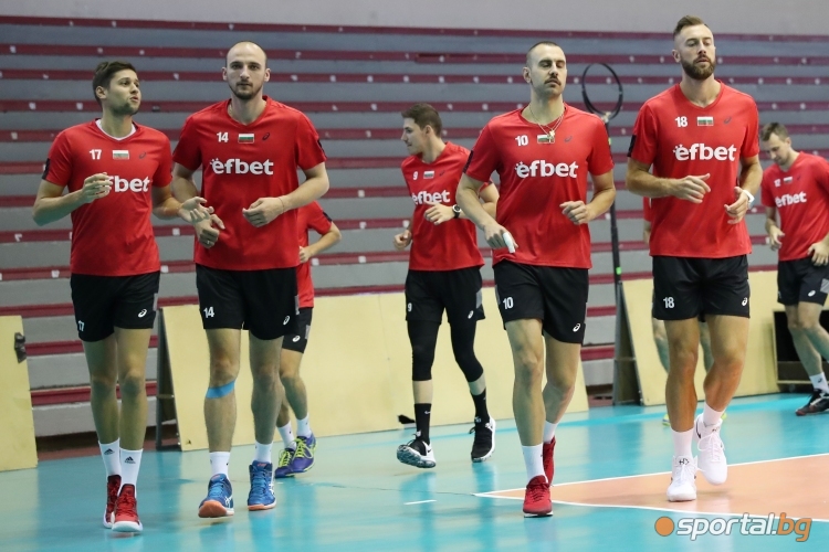  Националите по волейбол започнаха подготовка за СП 