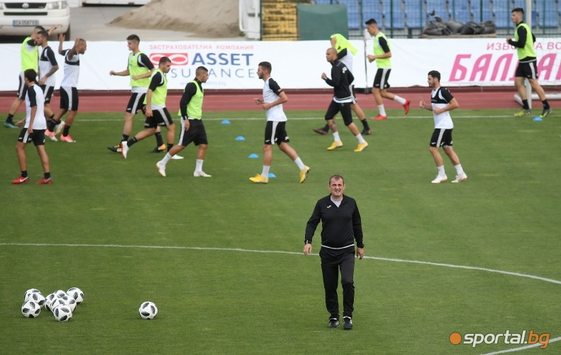 Тренировка на Славия преди мача с Хайдук (Сплит)