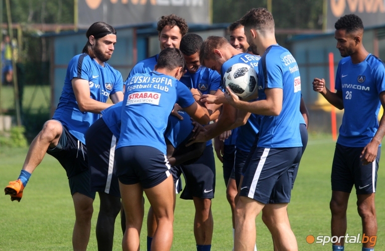  Богдан Вашчук с първа подготовка за Левски 