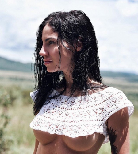  Джулия де Лелис 