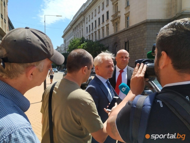  Срещата на Бойко Борисов с Боби Михайлов и футболните босове 