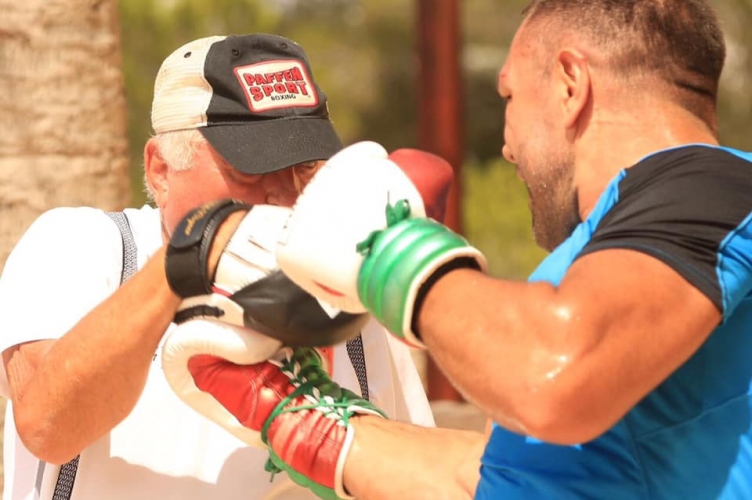  Кубрат Пулев тренира в Майорка 