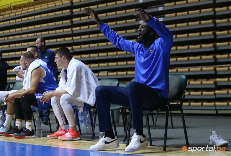 Левски Лукойл - Крайова