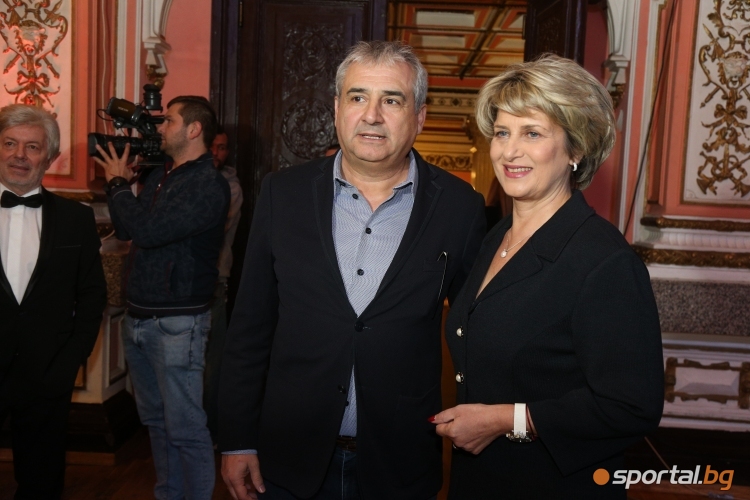  Преди церемонията 