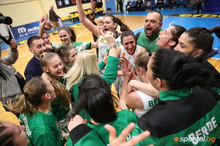 Берое грабнаха купата на България