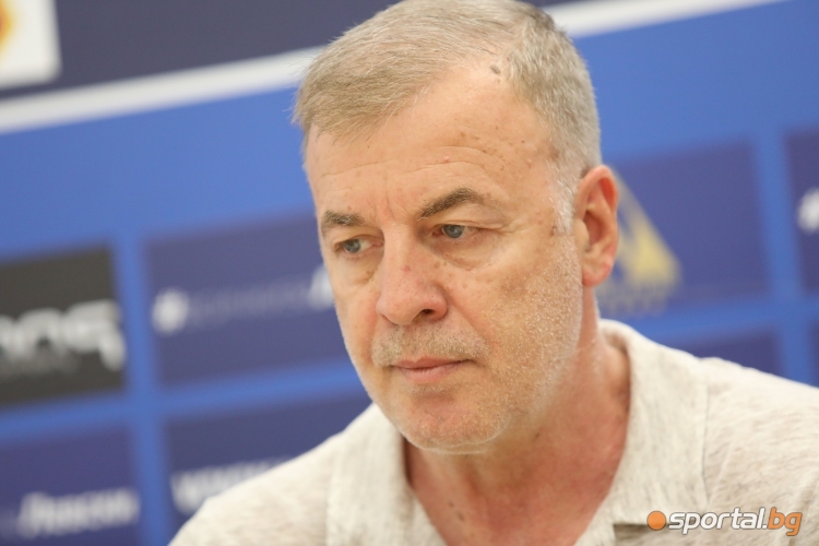  Наско Сираков и Павел Колев приказват за бъдещето на Левски 