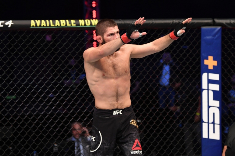 Великият Хабиб подчини Гейджи и остана непобеден в последната си битка