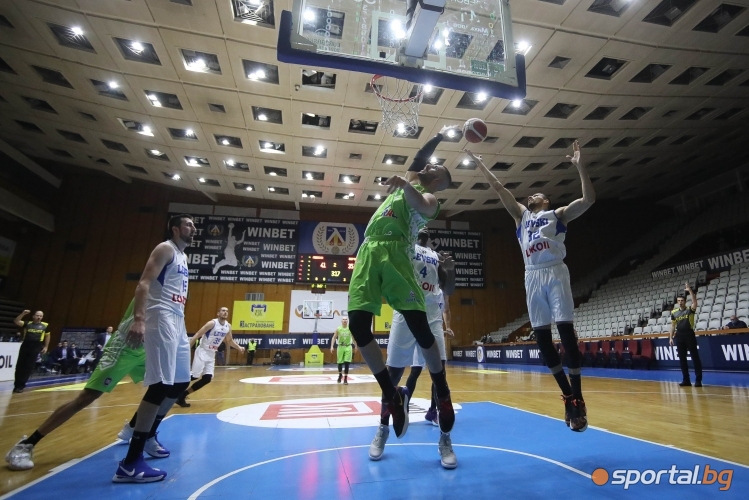 Левски Лукойл - Берое