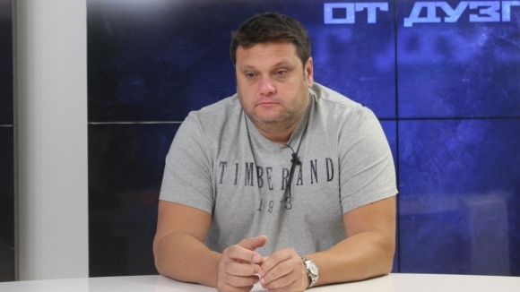 Стоев загатна: Данчо Лазаров може да остане и след Мондиал 2018 (видео)