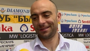 Бивш футболист на Левски пое Ботев (Гълъбово)