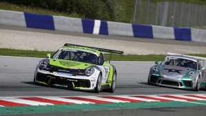 Георги Дончев продължава битката в Porsche Carrera Cup