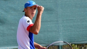 Трима българи се класираха за втория кръг на турнира за мъже от ITF в Бургас